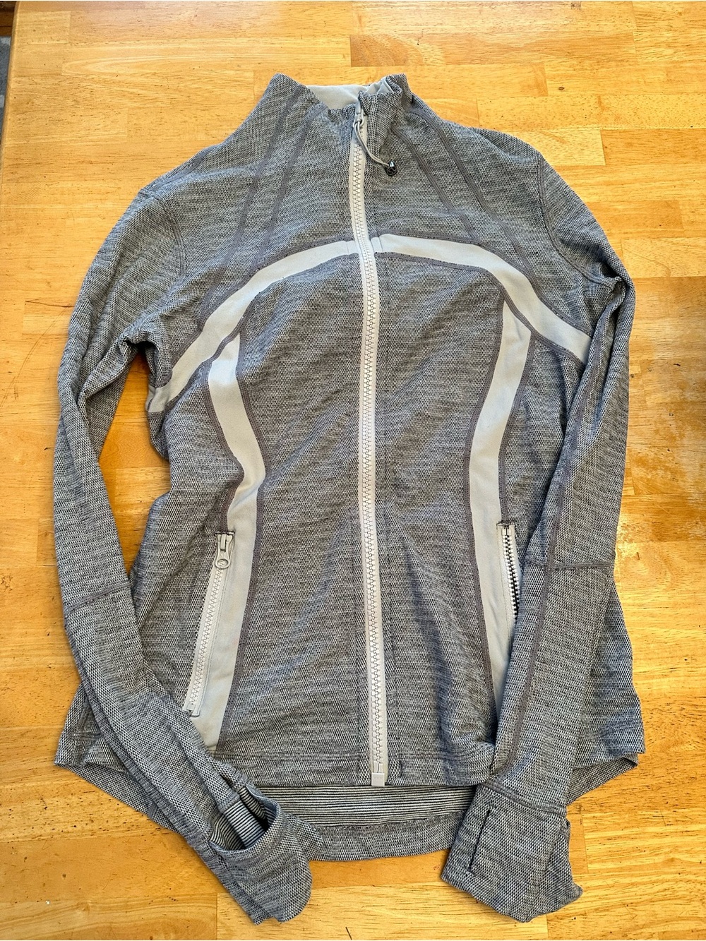 Lululemon define jacket size 8